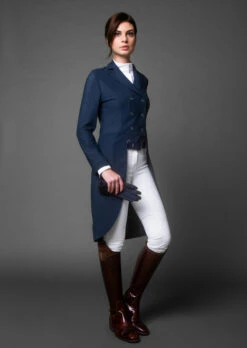 Horseware Ireland Horseware AA MotionLite Shadbelly -Equestrian Clothing Store aa motionlite shadbelly navy model cccokl b000 horseware 40922.1570147715