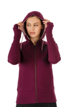 Horseware Ireland Horseware Flamboro Hoody -Equestrian Clothing Store flamboro hoodie beetroot front CJNHPH PBE0 horsewear 11887.1658772410