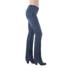 Wrangler Mae Premium Patch Straight Leg Jean -Equestrian Clothing Store ww re 09mwtds hr 3 54842 75649.1615147337
